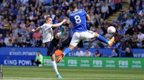 classifica leicester city - everton|Leicester 1 .